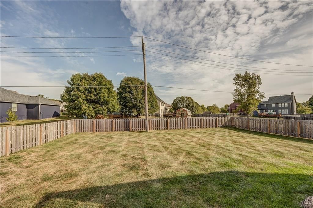 442 N Birch Street — photo 36