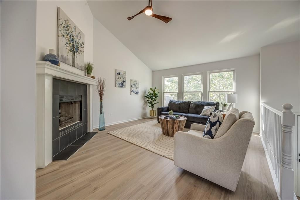 442 N Birch Street — photo 5