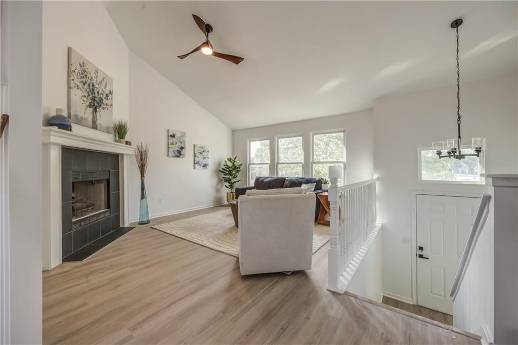 442 N Birch Street — photo 6
