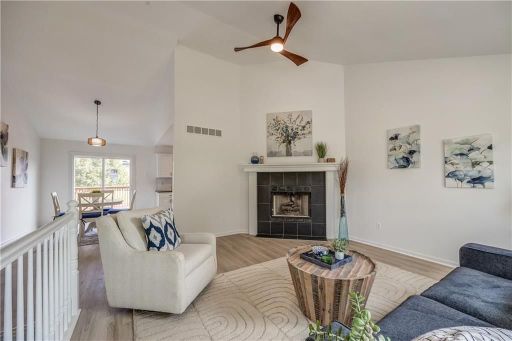 442 N Birch Street — photo 8
