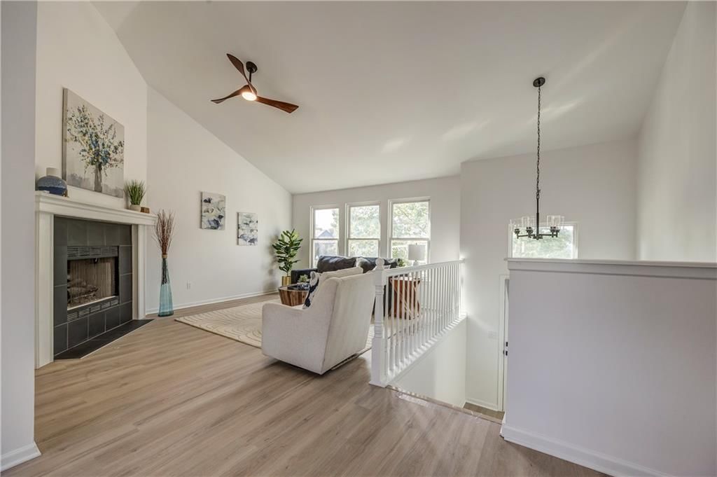 442 N Birch Street — photo 9