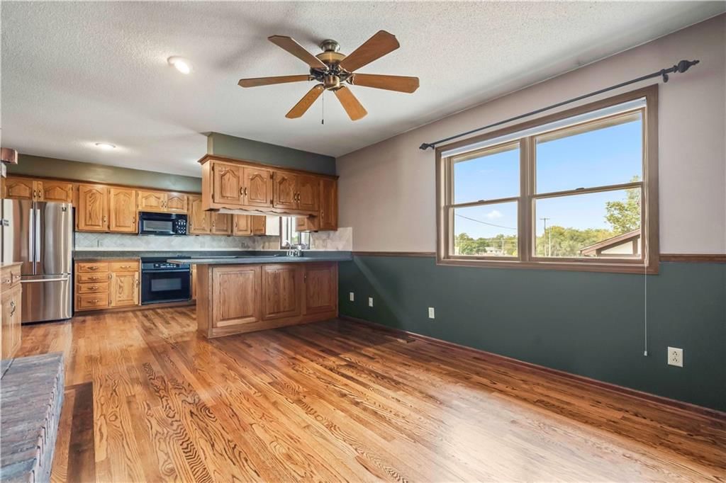 1202 Jeff Circle — photo 12