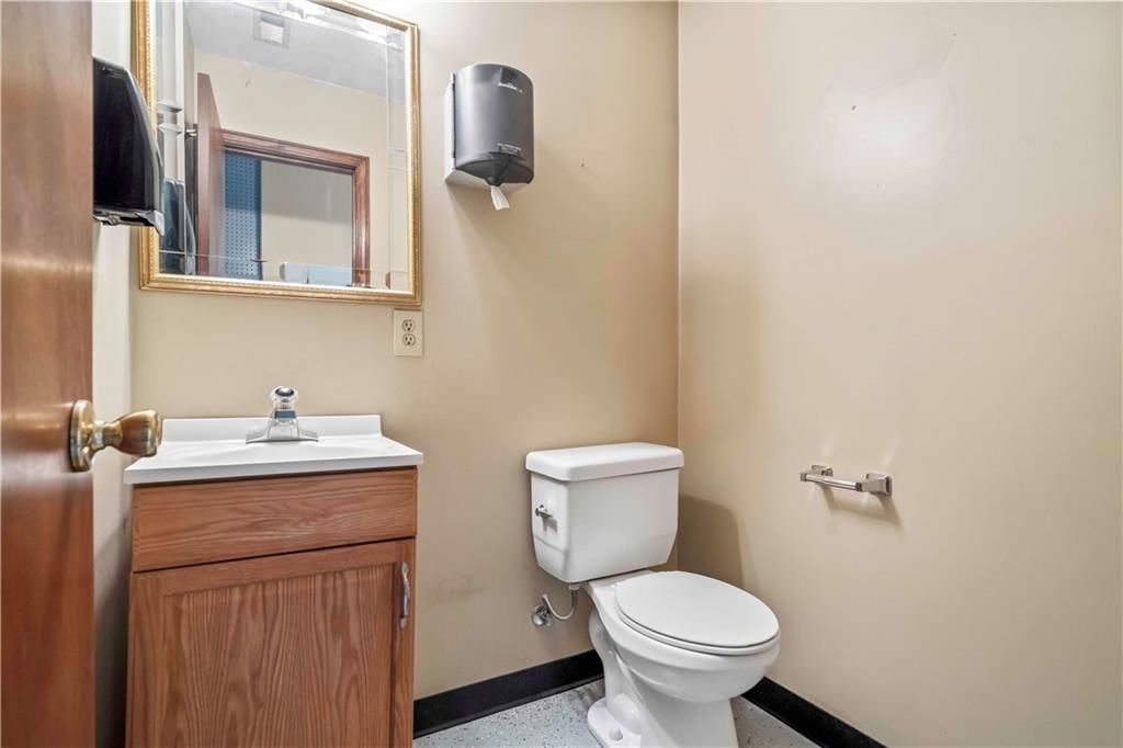 1202 Jeff Circle — photo 49