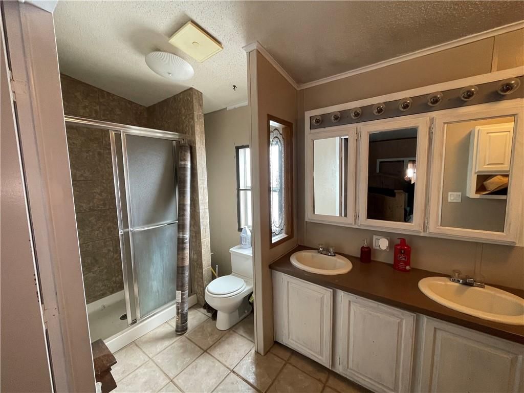 5026 Wallace Lane — photo 13