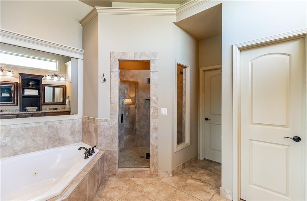 10009 Warwick Street — photo 25