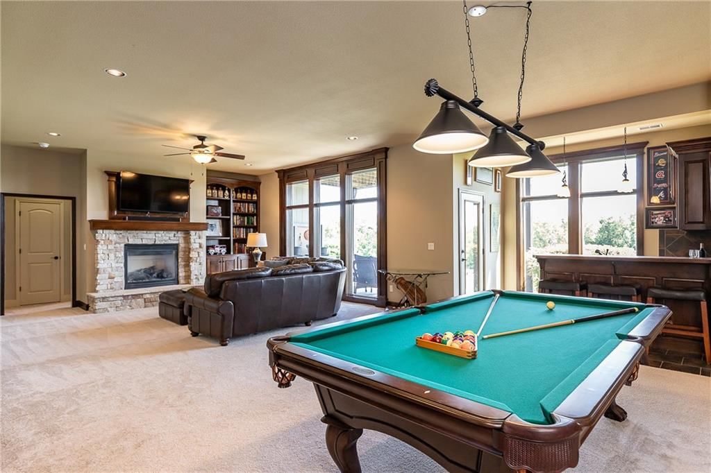 10009 Warwick Street — photo 26