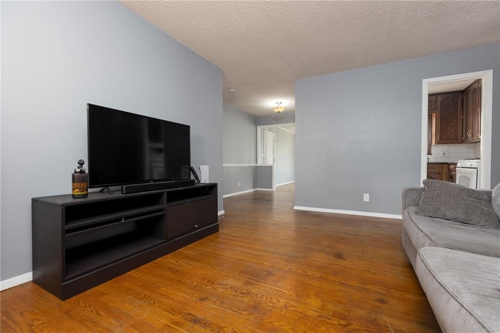 4013 S Osage Street — photo 3