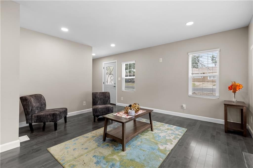 9001 E 66th Street — photo 11