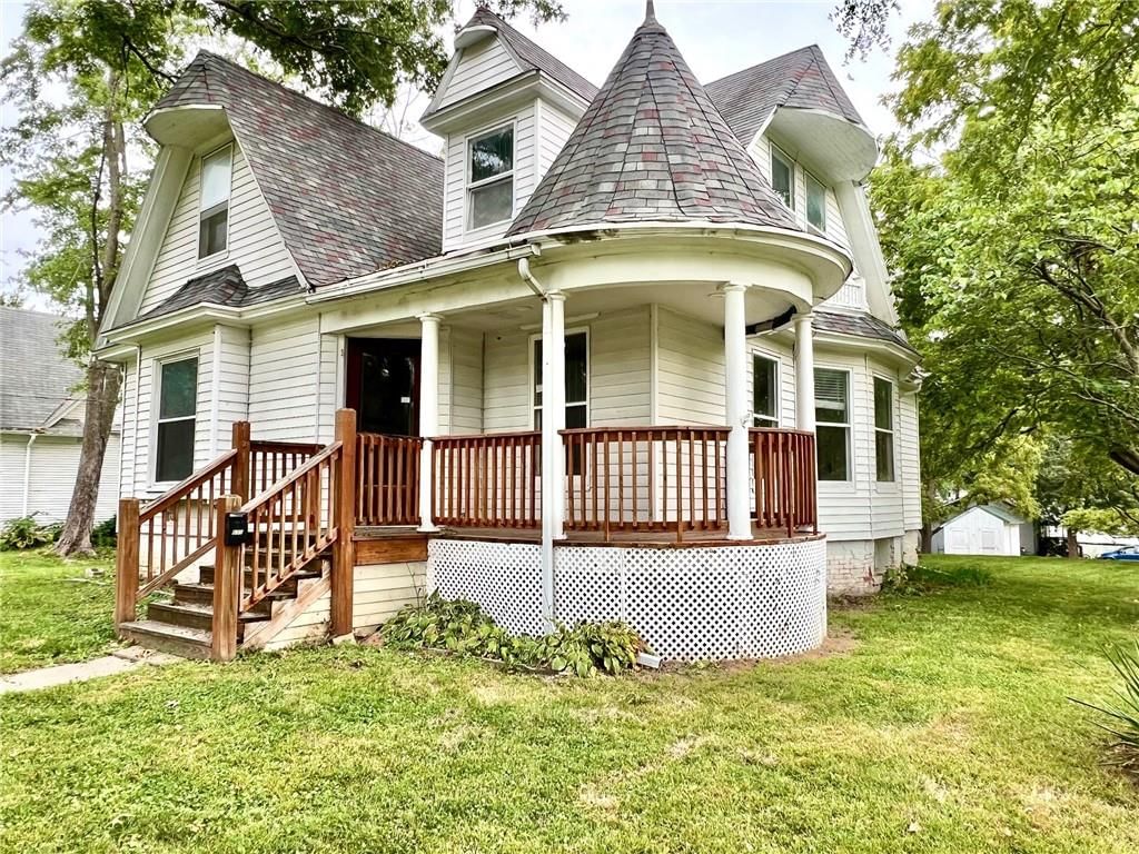 601 E Clay Street — photo 2