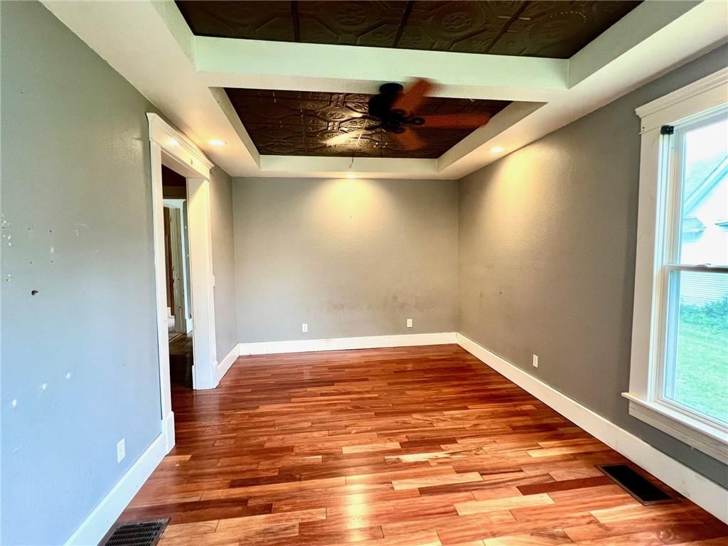 601 E Clay Street — photo 14