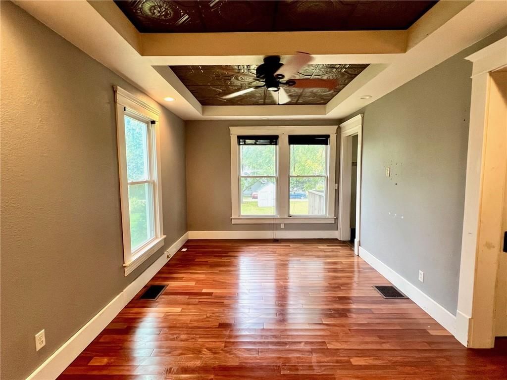 601 E Clay Street — photo 15