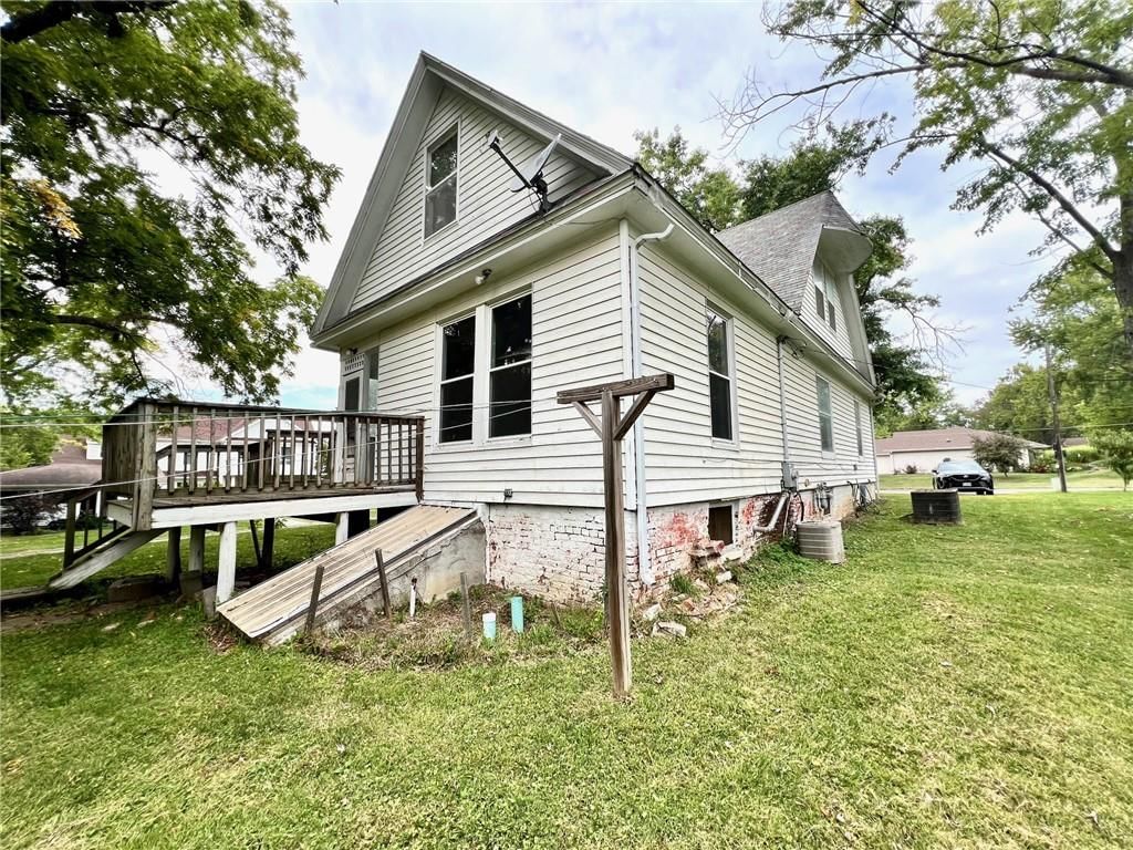 601 E Clay Street — photo 4