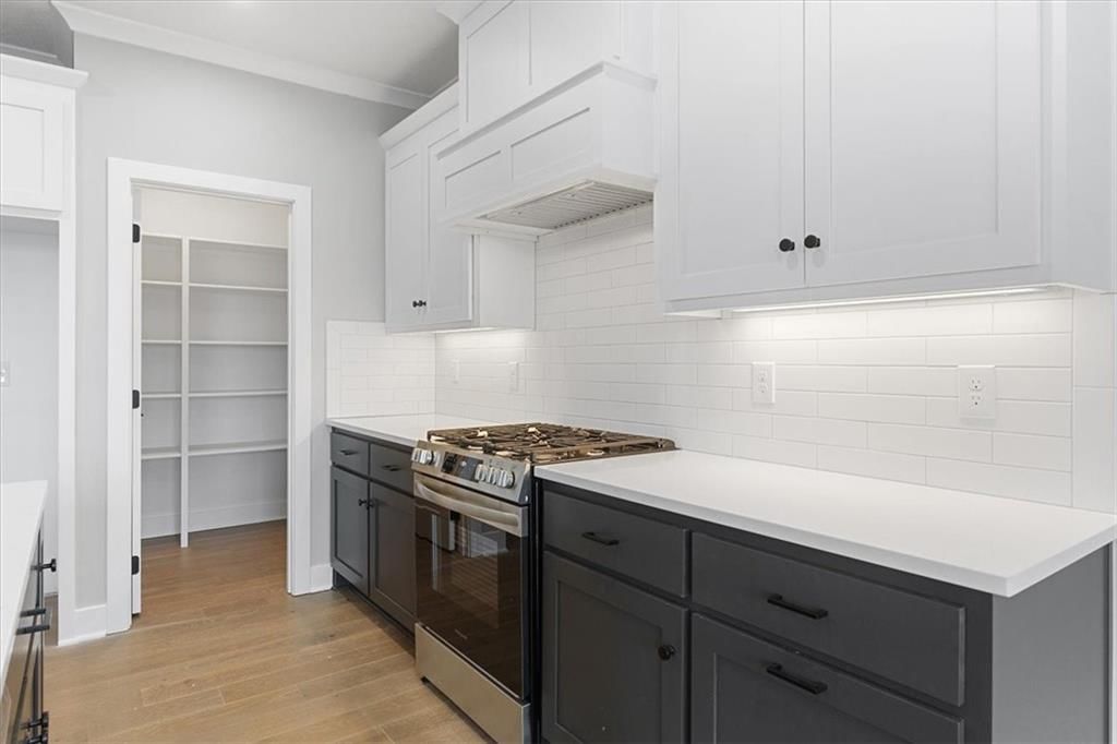 25010 W 94th Terrace — photo 10