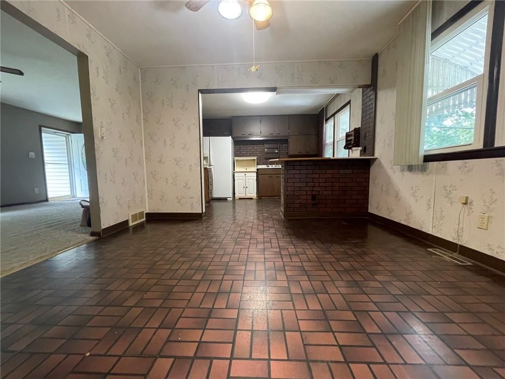 511 N Armstrong Street — photo 12