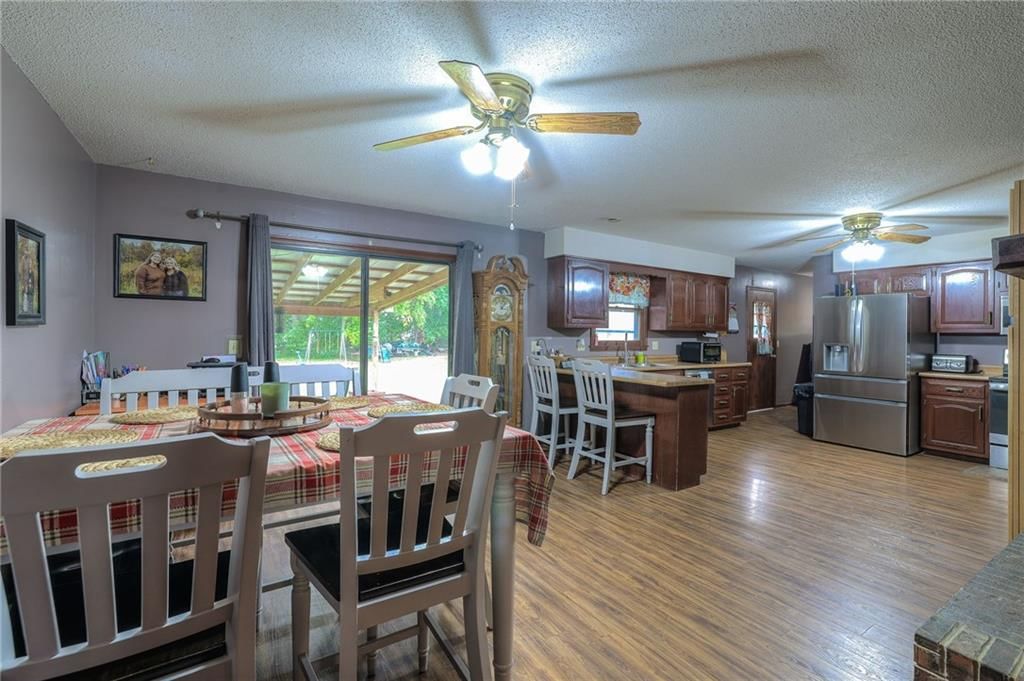 402 E Meadowlark Drive — photo 21