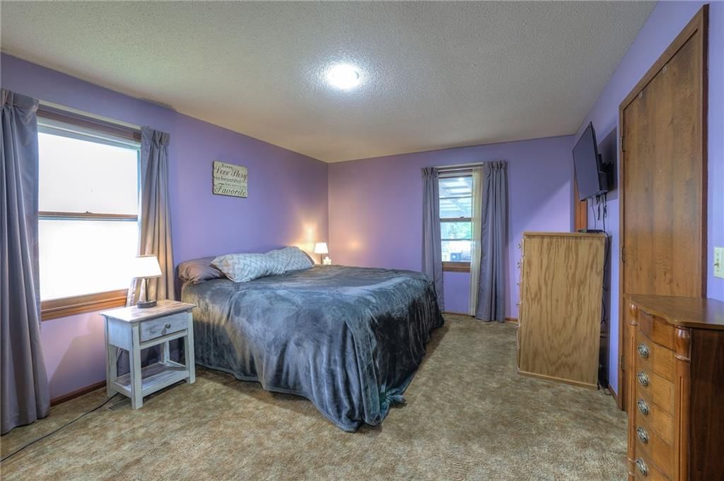 402 E Meadowlark Drive — photo 31
