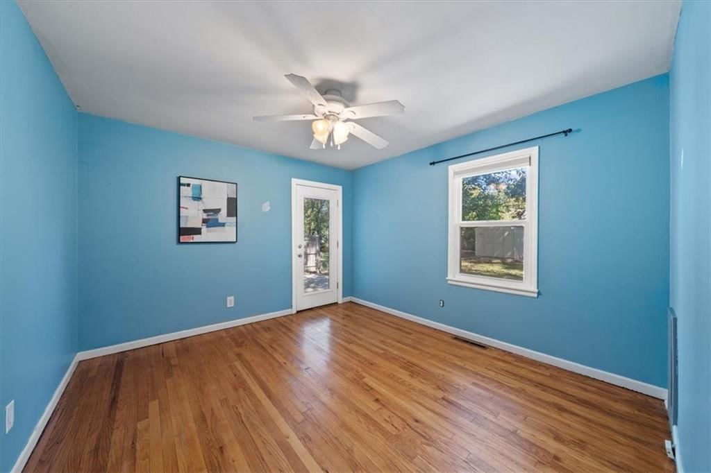 7601 Windsor Drive — photo 13