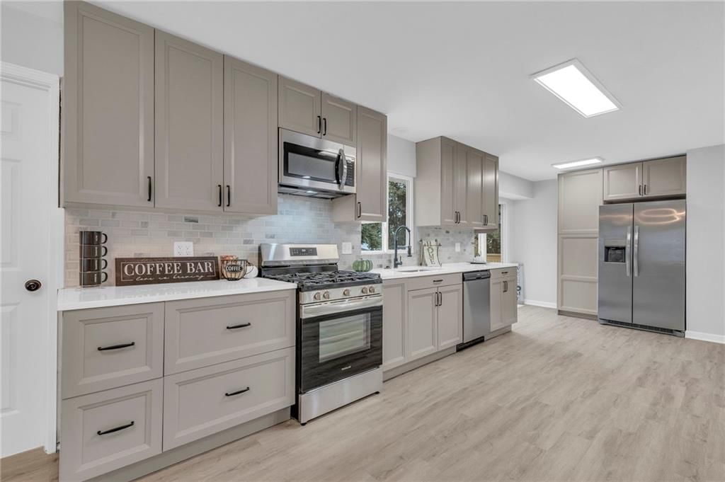 1005 Brookside Drive — photo 11