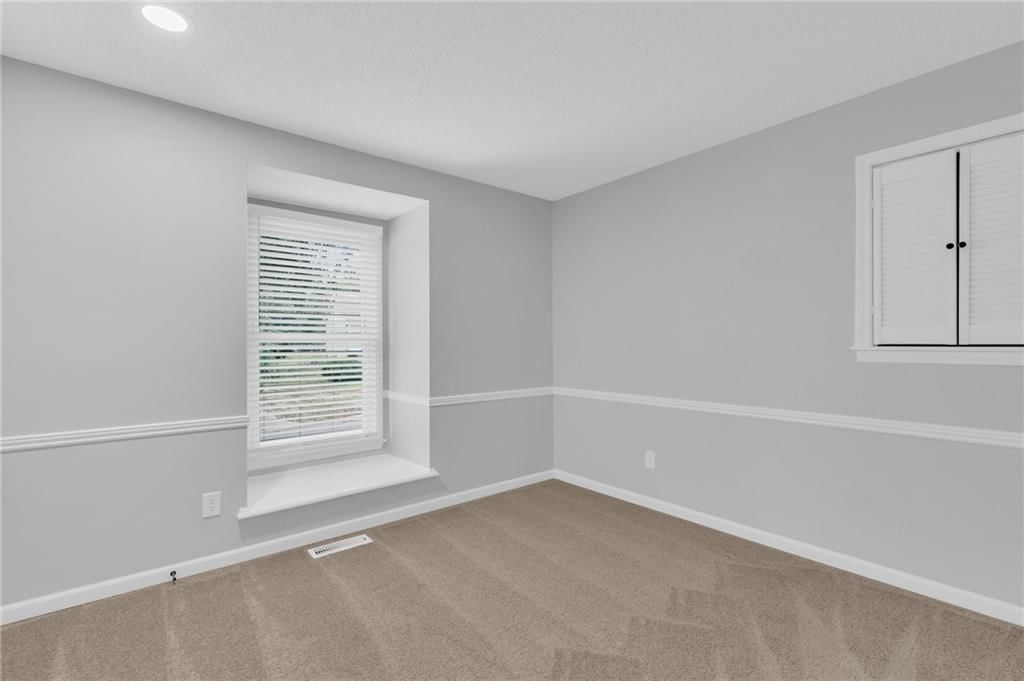 1005 Brookside Drive — photo 23