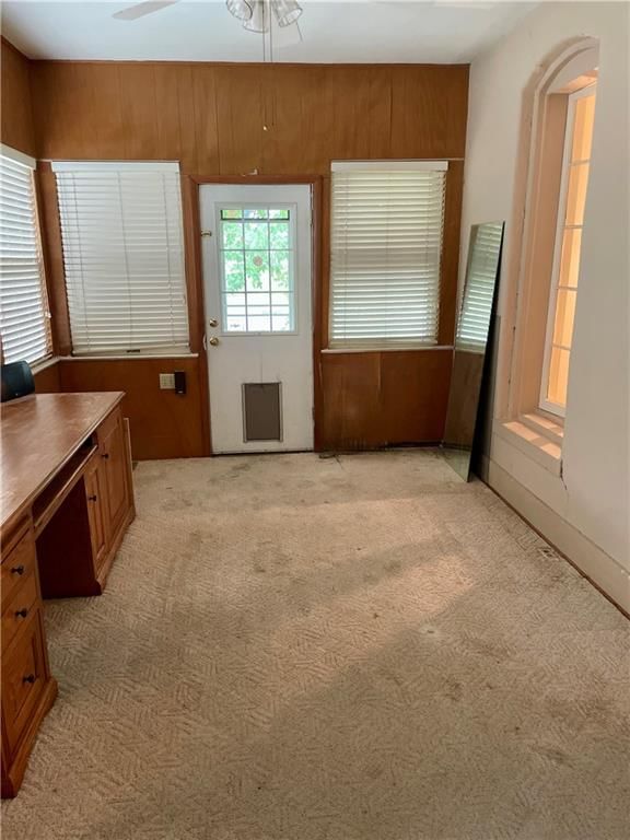 302 E Grand Street — photo 14