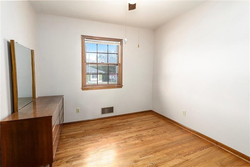 5630 Newton Avenue — photo 14