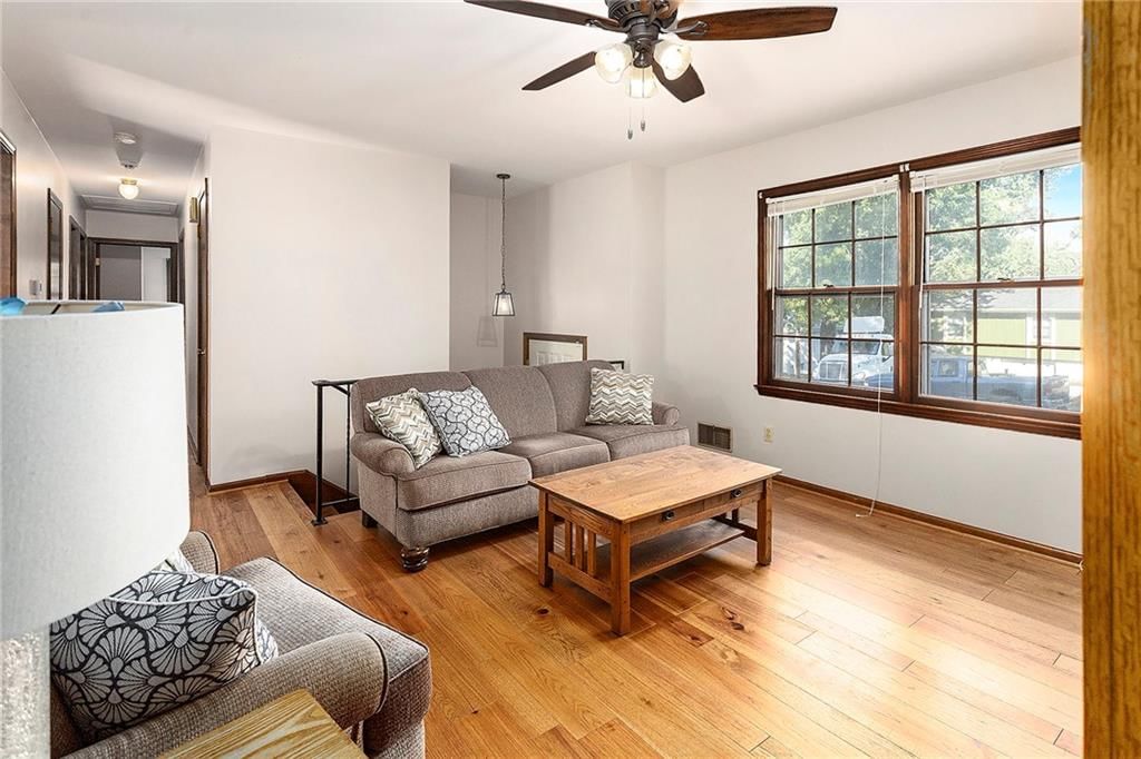 5630 Newton Avenue — photo 5