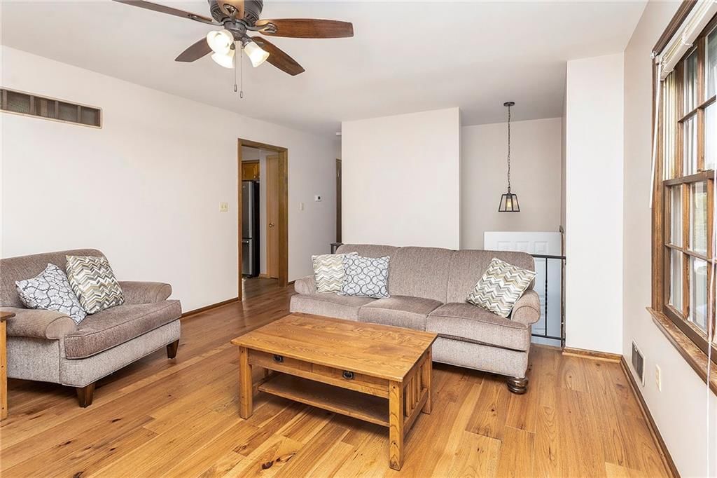 5630 Newton Avenue — photo 6
