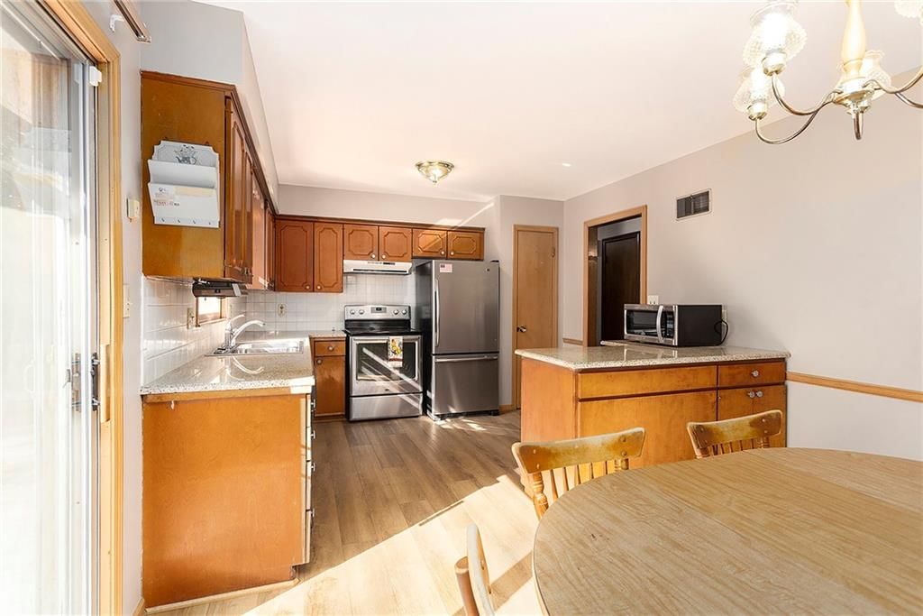 5630 Newton Avenue — photo 8