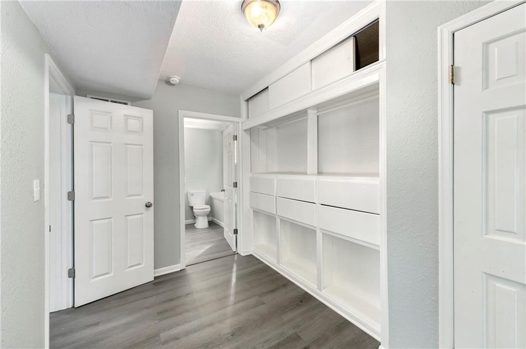 830 Splitlog Avenue — photo 24