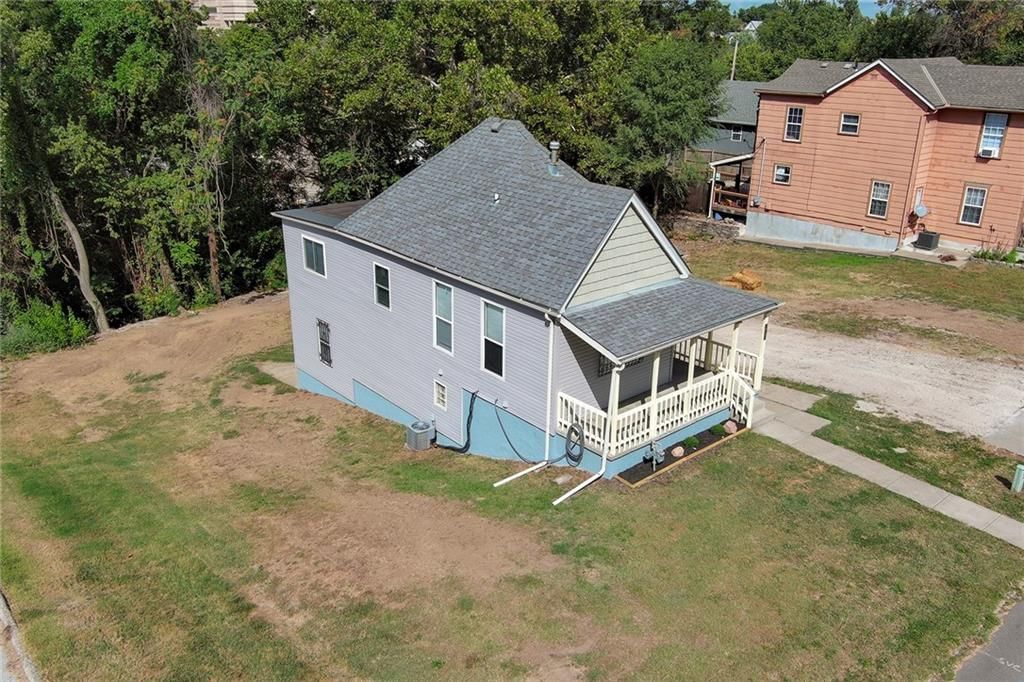 830 Splitlog Avenue — photo 32