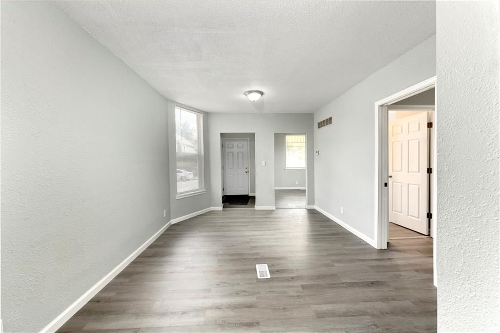 830 Splitlog Avenue — photo 5