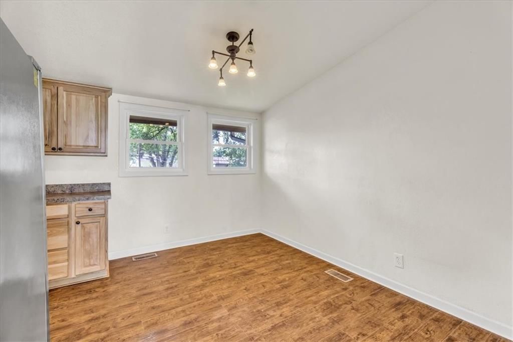 515 Valley Drive — photo 9