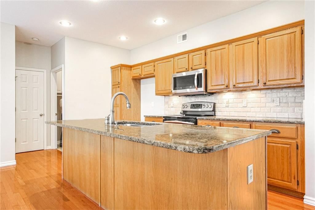 1301 Starbrooke Drive — photo 11