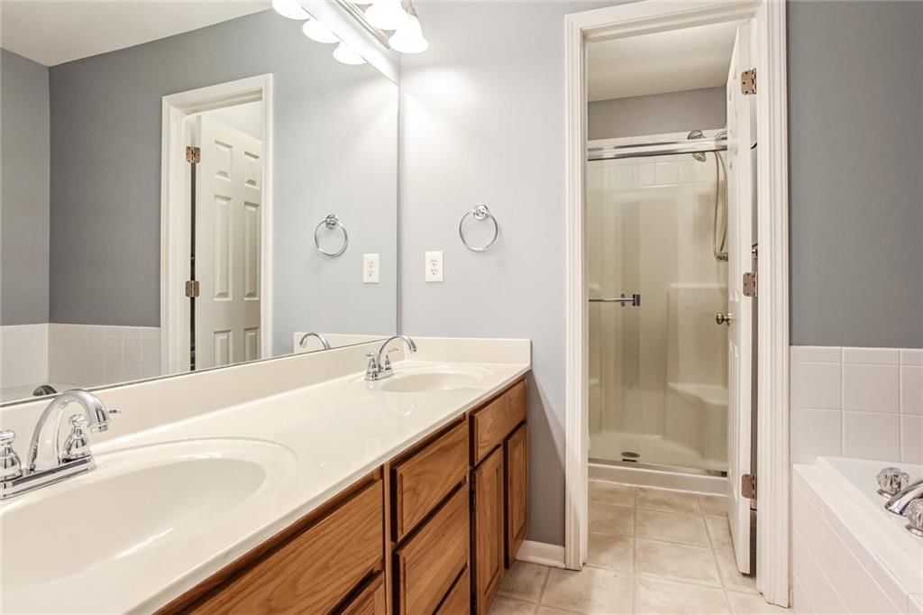 1301 Starbrooke Drive — photo 23