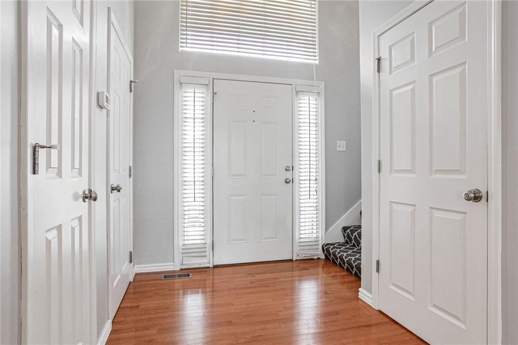 1301 Starbrooke Drive — photo 5