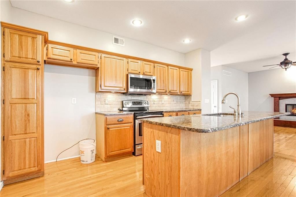 1301 Starbrooke Drive — photo 9