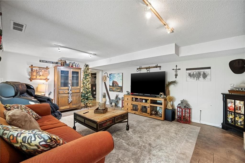 13760 Lookout Drive — photo 25