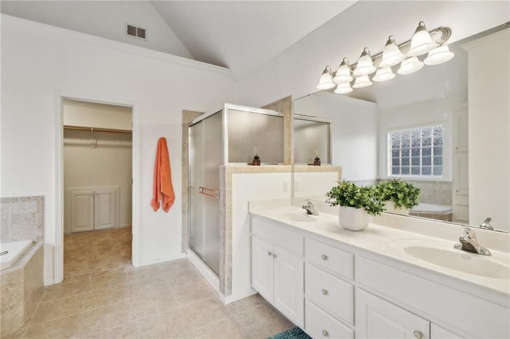 14304 Robinson Street — photo 27