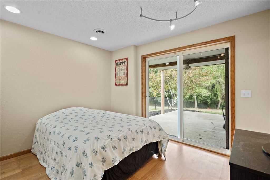 412 Brookside Circle — photo 18