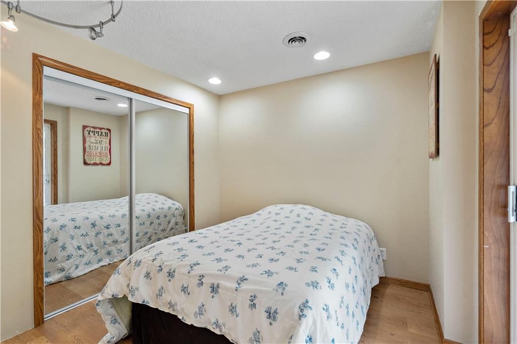 412 Brookside Circle — photo 19