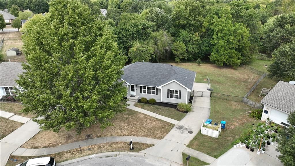 412 Brookside Circle — photo 29