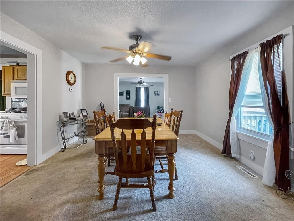 2105 Lipper Avenue — photo 4