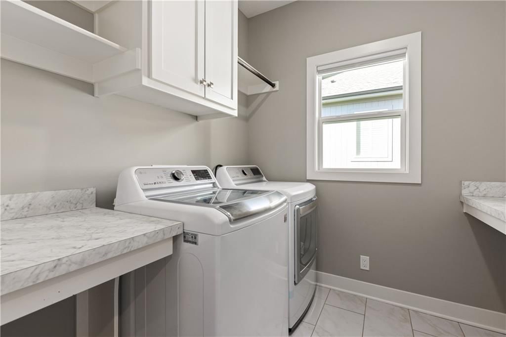 21656 W 93rd Terrace — photo 44