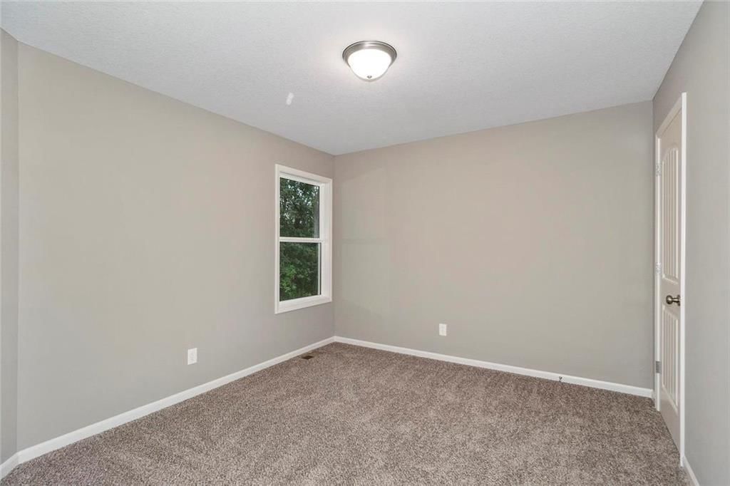 1038 Jasmine Drive — photo 14