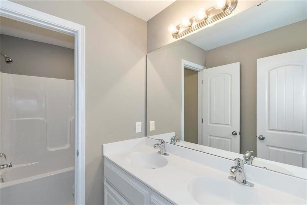 1038 Jasmine Drive — photo 16