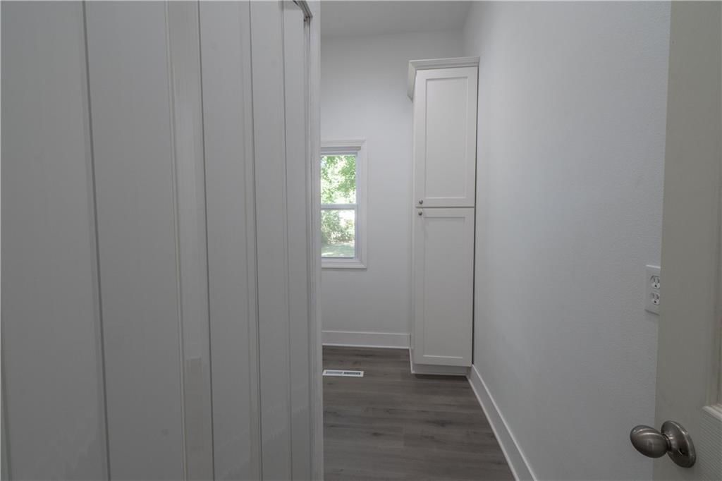912 Indiana Street — photo 16