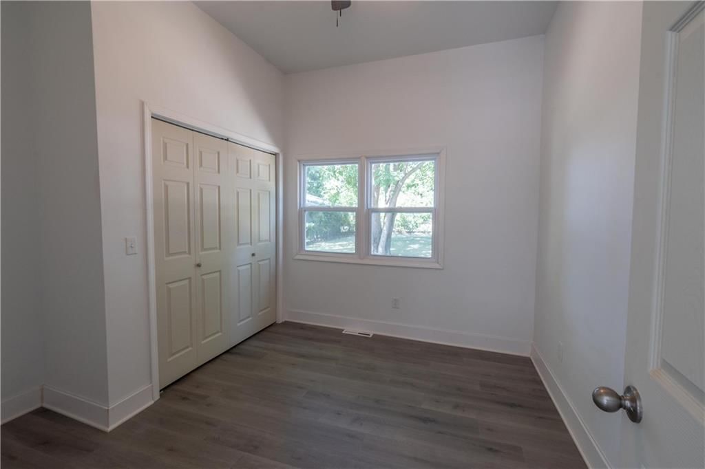 912 Indiana Street — photo 18