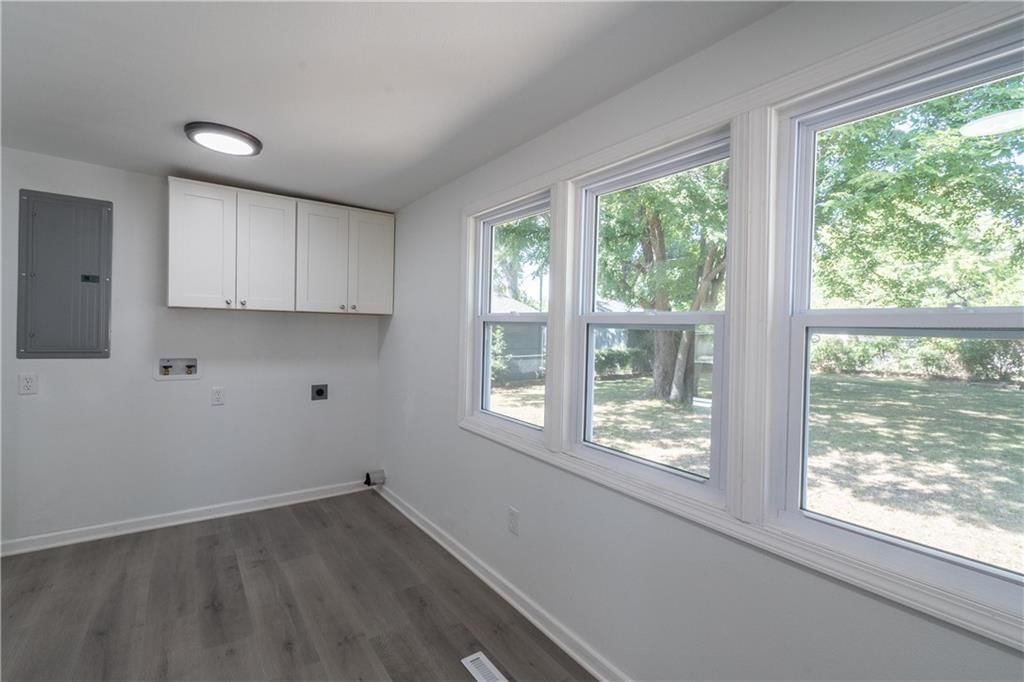 912 Indiana Street — photo 30