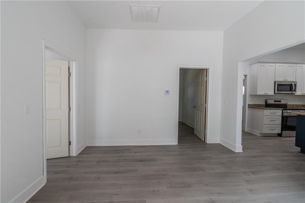 912 Indiana Street — photo 10