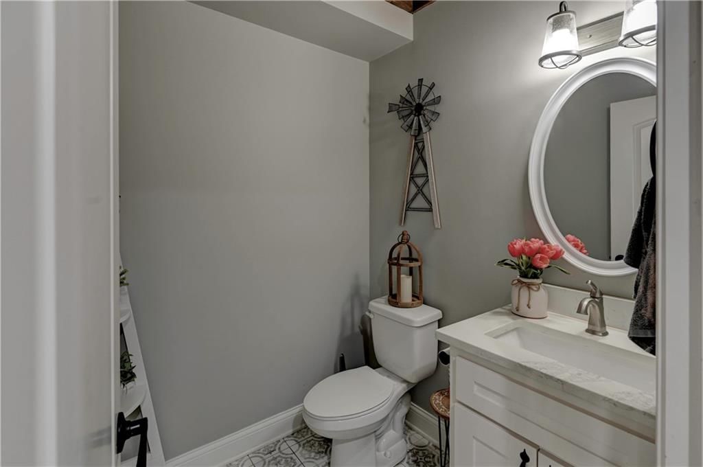 1235 Hasbrook Avenue — photo 28